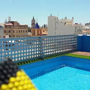 Homely Carreteria Con Piscina Apartamento Málaga